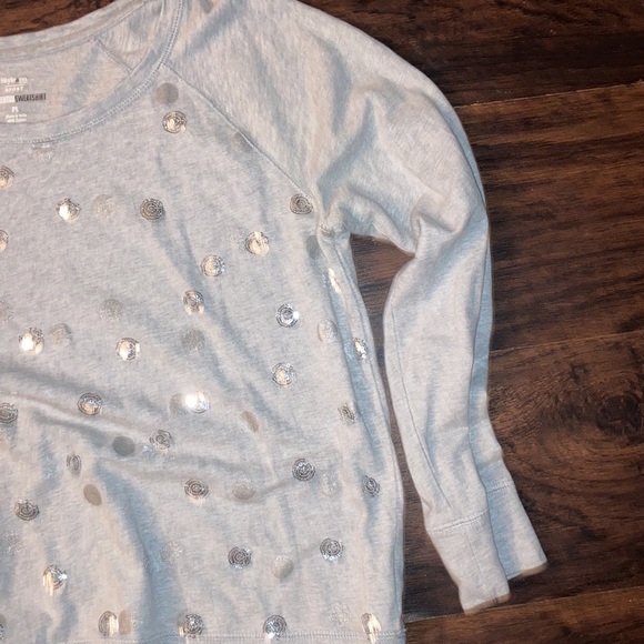 Style & Co. The Essential Sweatshirt in Shimmer Gray Polka Dot - Picture 2 of 4